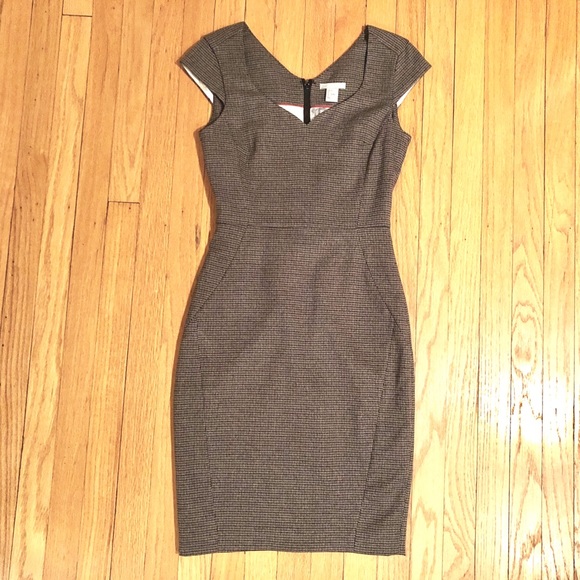 H&M Dresses & Skirts - H&M Sheath Dress Size 4